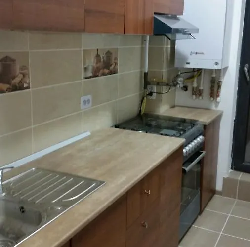 Eapartment Apartment *